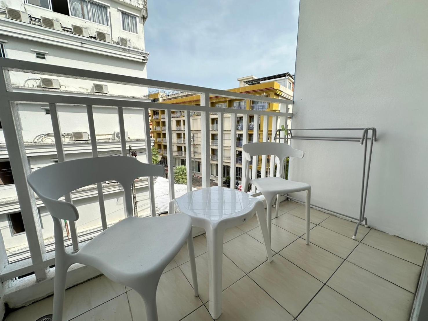 Hotel Baya Phuket Patong Exterior foto